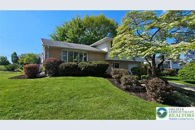 1605 Lois Lane, Bethlehem City, PA 18018 - Photo 2
