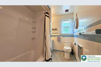 1605 Lois Lane, Bethlehem City, PA 18018 - Photo 28
