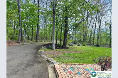 1946 Kyle Drive, Stroudsburg, PA 18360 - Photo 4