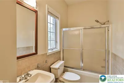1946 Kyle Drive, Stroudsburg, PA 18360 - Photo 38