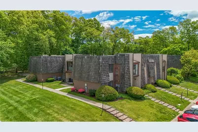 1031 Village Round, Lower Macungie Township, PA 18106 - Photo 4