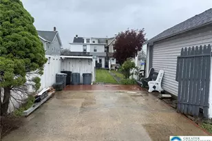 306 E Fairview St, Coopersburg Boro, PA 18036 - Photo 2
