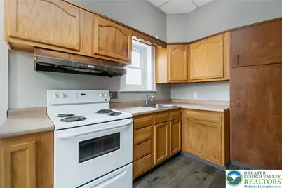 164 W Main Street #House, Kutztown, PA 19530 - Photo 4