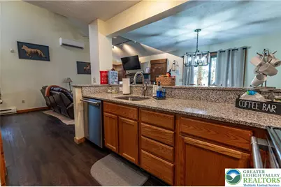 412 Hickory Drive, Tannersville, PA 18372 - Photo 18