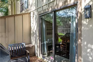 412 Hickory Dr, Pocono Twp, PA 18372 - Photo 36