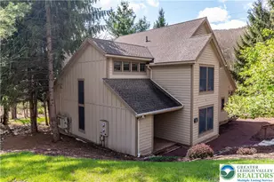 412 Hickory Dr, Tannersville, PA 18372 - Photo 1