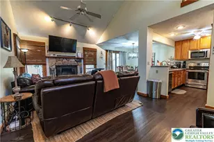 412 Hickory Dr, Pocono Twp, PA 18372 - Photo 14