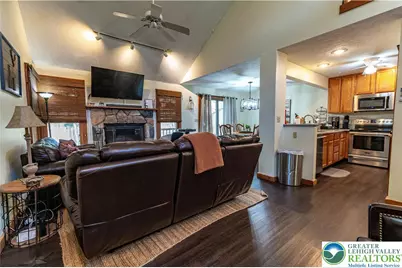 412 Hickory Drive, Tannersville, PA 18372 - Photo 14