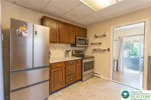 622 Lechauwecki Ave, Fountain Hill Boro, PA 18015 - Photo 6