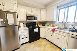 897 Cold Spring Rd, Allentown City, PA 18103 - Photo 8