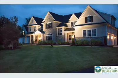 715 Arrowhead Lane, Upper Macungie Township, PA 18031 - Photo 4