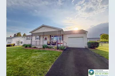 79 Gum, Upper Nazareth Twp, PA 18064 - Photo 2