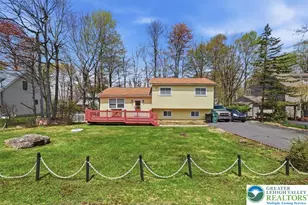 9579 Millwood Dr, Tobyhanna, PA 18466 - Photo 2