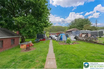 2015 Leithsville Road, Lower Saucon Township, PA 18055 - Photo 32