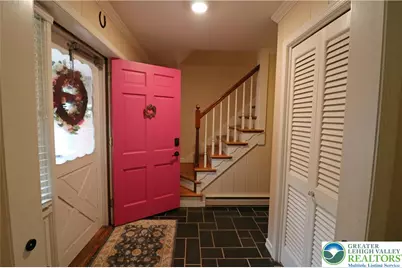 3076 Lindberg Avenue, Salisbury Township, PA 18103 - Photo 6