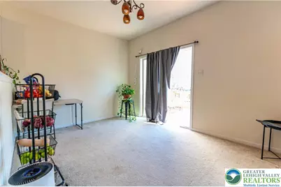 940 King Way, Upper Macungie Township, PA 18031 - Photo 14