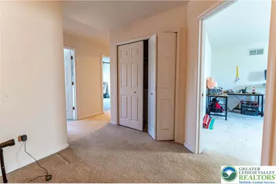 940 King Way, Upper Macungie Township, PA 18031 - Photo 18