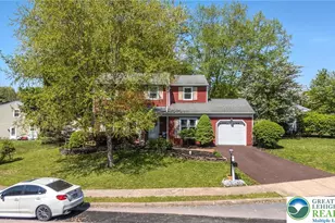 540 Pioneer Cir, Lower Salford Twp, PA 19438 - Photo 2