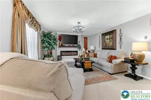 2720 Hickory Dr, Forks Twp, PA 18040 - Photo 6