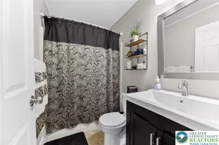 2720 Hickory Dr, Forks Twp, PA 18040 - Photo 26