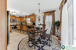 2720 Hickory Dr, Forks Twp, PA 18040 - Photo 10