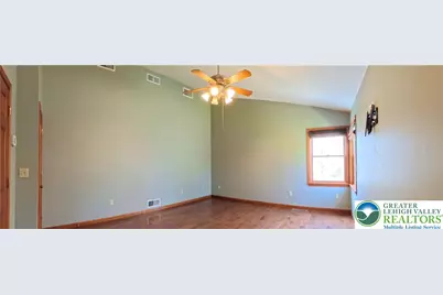 5709 Fox Lane, Emmaus Boro, PA 18049 - Photo 20