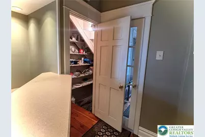 32 E Center Street, Nazareth Boro, PA 18064 - Photo 22