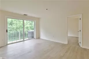 202 Canal Park, Easton, PA 18042 - Photo 16