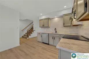 1407 Presidential Dr, Whitehall Township, PA 18052 - Photo 10