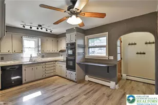 424 E Penn St, Nazareth Boro, PA 18064 - Photo 24