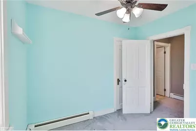 424 E Penn Street, Nazareth Boro, PA 18064 - Photo 40