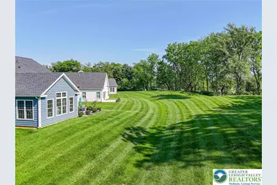 3903 Victors Way, Bethlehem Township, PA 18045 - Photo 4