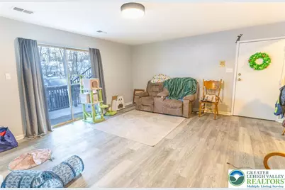 2010 Glendale Avenue #A1, Bethlehem City, PA 18018 - Photo 2