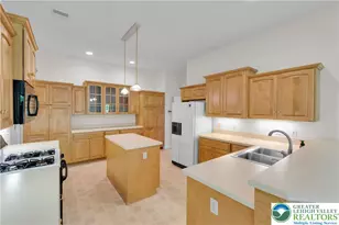 268 Jefferson Pl, Lower Nazareth Twp, PA 18020 - Photo 14