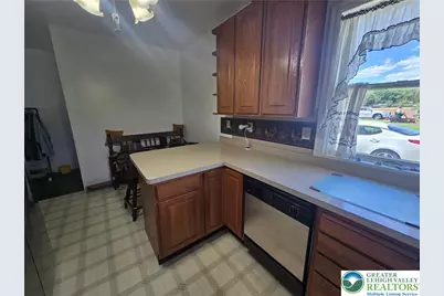 8662 Ashfield Road, Washington Township, PA 18080 - Photo 12