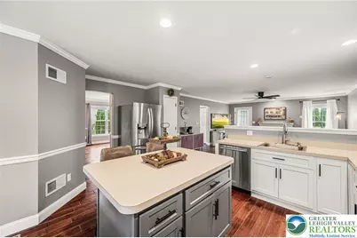 2066 Rolling Meadow Drive, Macungie Boro, PA 18062 - Photo 24