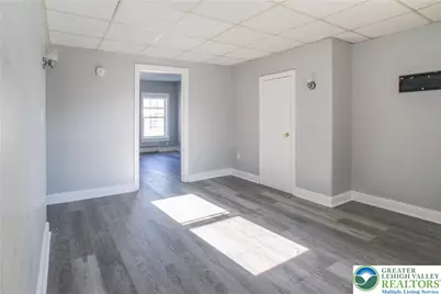 246 W Saint Joseph Street #2, Easton, PA 18042 - Photo 2