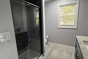 2556 Park View Rd, Slatington Boro, PA 18080 - Photo 12