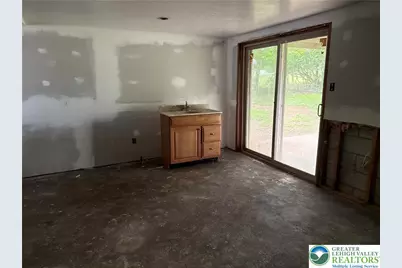 1047 Monroe Street, Freemansburg, PA 18017 - Photo 18