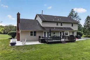 1625 Rosalie Dr, Lower Saucon Township, PA 18055 - Photo 4