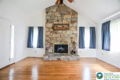 5301 S Mountain Drive, Upper Milford Township, PA 18049 - Photo 12