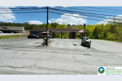 500 W Bertsch Street, Lansford, PA 18232 - Photo 2