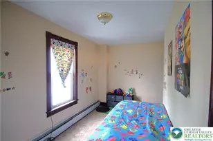 233 N Warren St, Orwigsburg, PA 17961 - Photo 18