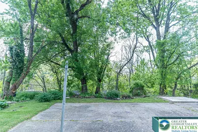 525 Royal Manor Road, Williams Township, PA 18042 - Photo 32