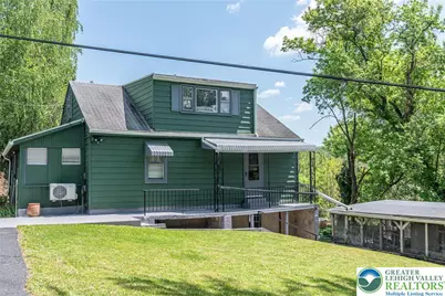 525 Royal Manor Road, Williams Township, PA 18042 - Photo 2