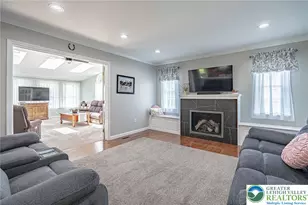 3930 Danberry Dr, Easton, PA 18045 - Photo 10