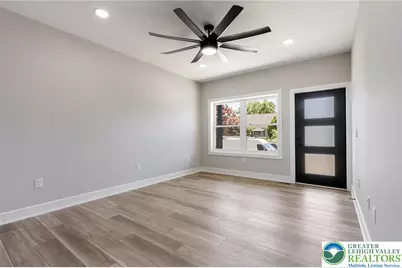 37 N 7th Street, Coplay Boro, PA 18037 - Photo 8