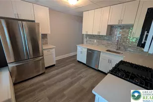 628 Hayes St, Bethlehem City, PA 18015 - Photo 2