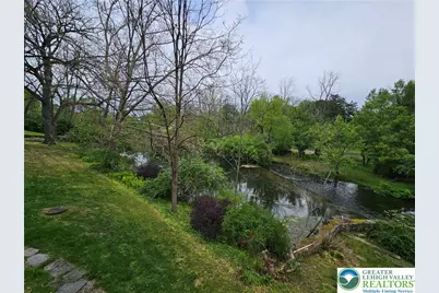 200 Bella Vista Drive, Hanover Twp, PA 18017 - Photo 6