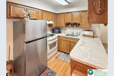 1736 Falcon Drive, Bethlehem City, PA 18017 - Photo 6